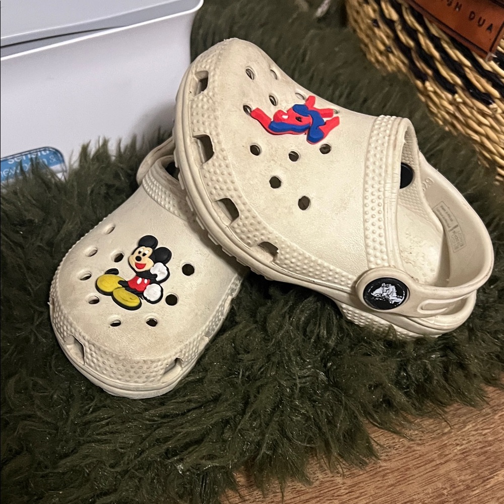 CROCS Kids Beige Sandals with Cartoon Design